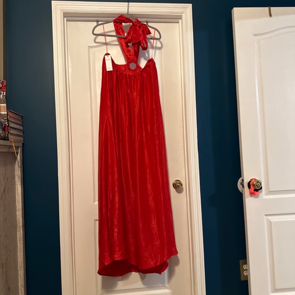 Red halter maxi - Picture 3 of 5